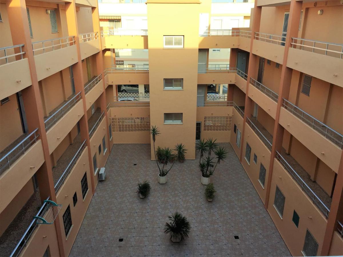 Beachfront And Bright Apartment Mareny Barraquetas Exteriör bild